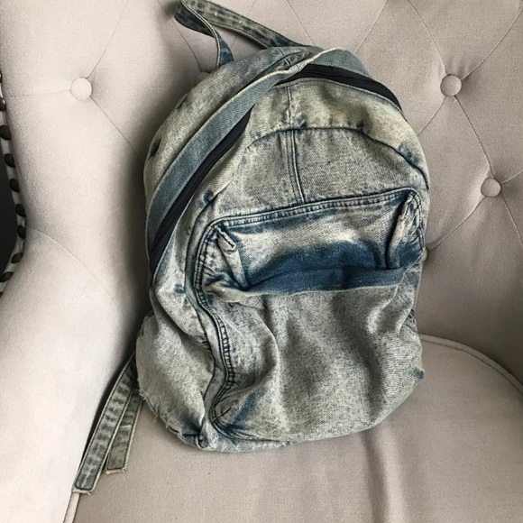 Deena & Ozzy Handbags - Deena & Ozzy Acidwash Bookbag